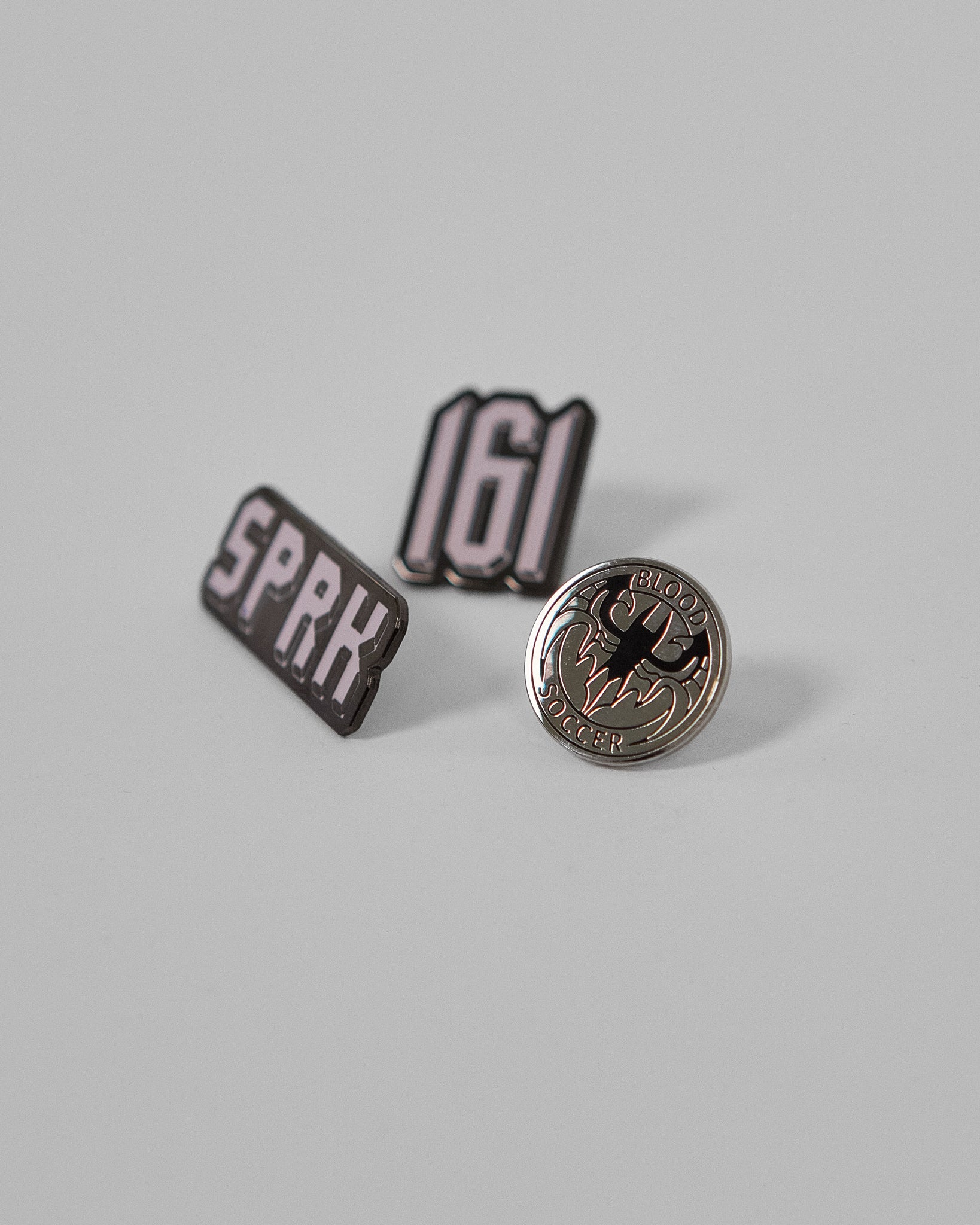 161 BLOOD SOCCER | Pins