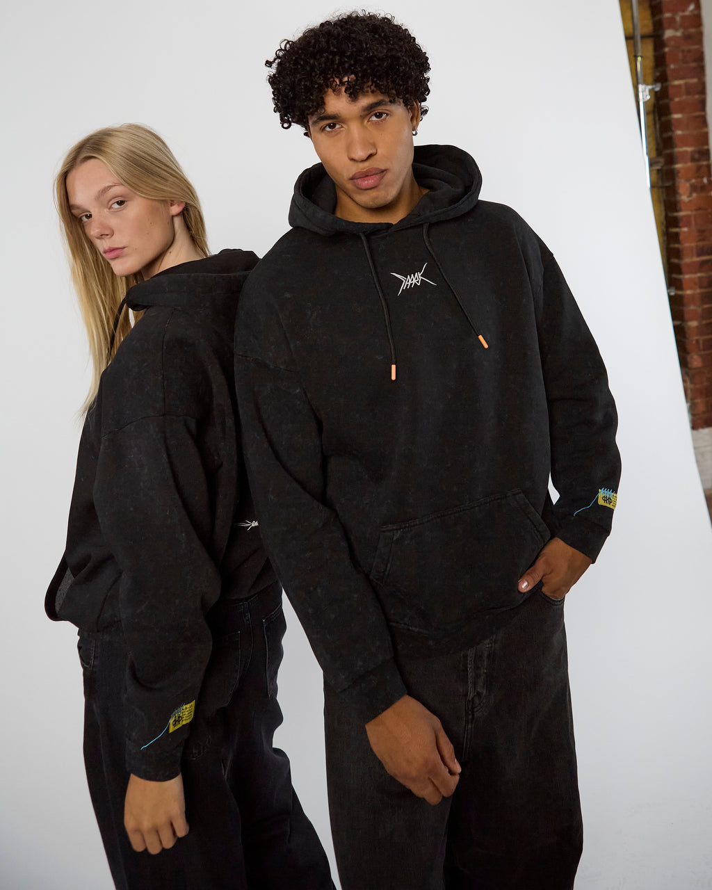 WI:RE | Hoodie [void]